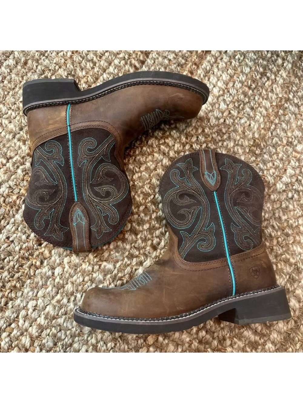 Ariat Women's Brown Leather Turquoise Trim Cowboy Boots Size 11B 10021462